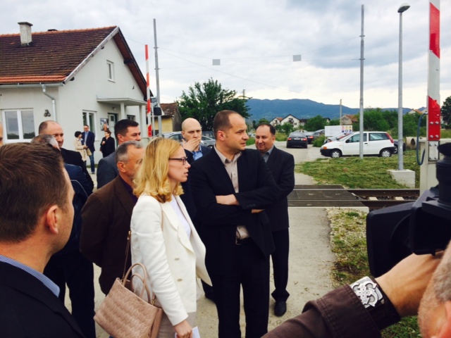 2015.05.27. - JASTREBARSKO - Ministar Siniša Hajdaš Dončić obišao željezničke i cestovne projekte u Jastrebarskom